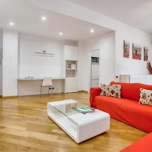  Appartamento San Siro - Restful & Spacious - Via Angelo De Vincenti Italia